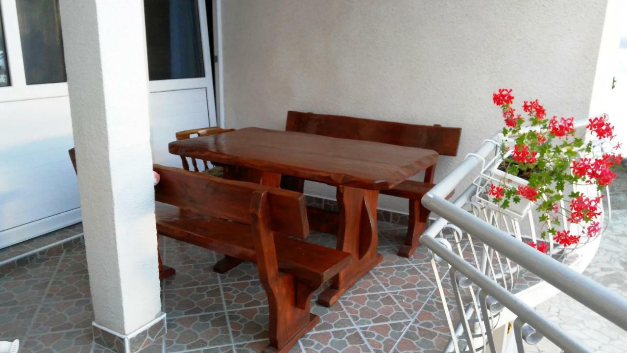 Apartment Jelas Zivogosce Luaran gambar